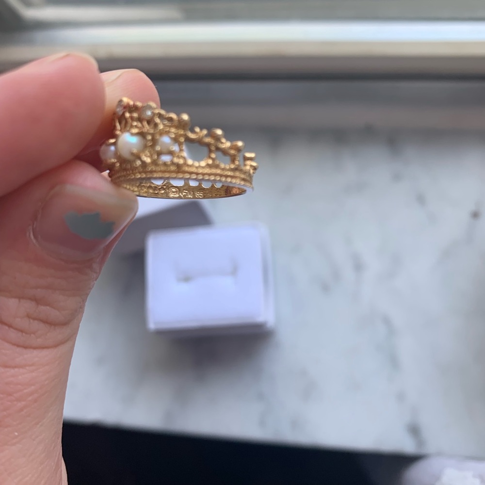 Princess Diana 14k Diamond & Pearl Gold Tiara Ring - Picture 5 of 6